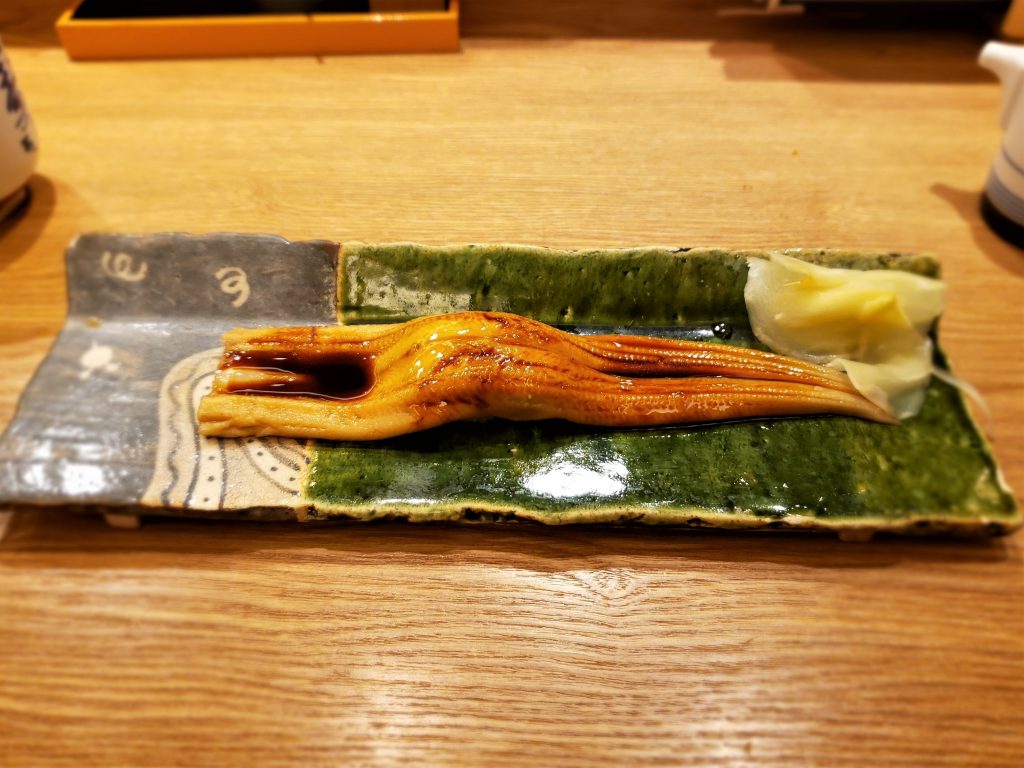 Sushi de enguia
