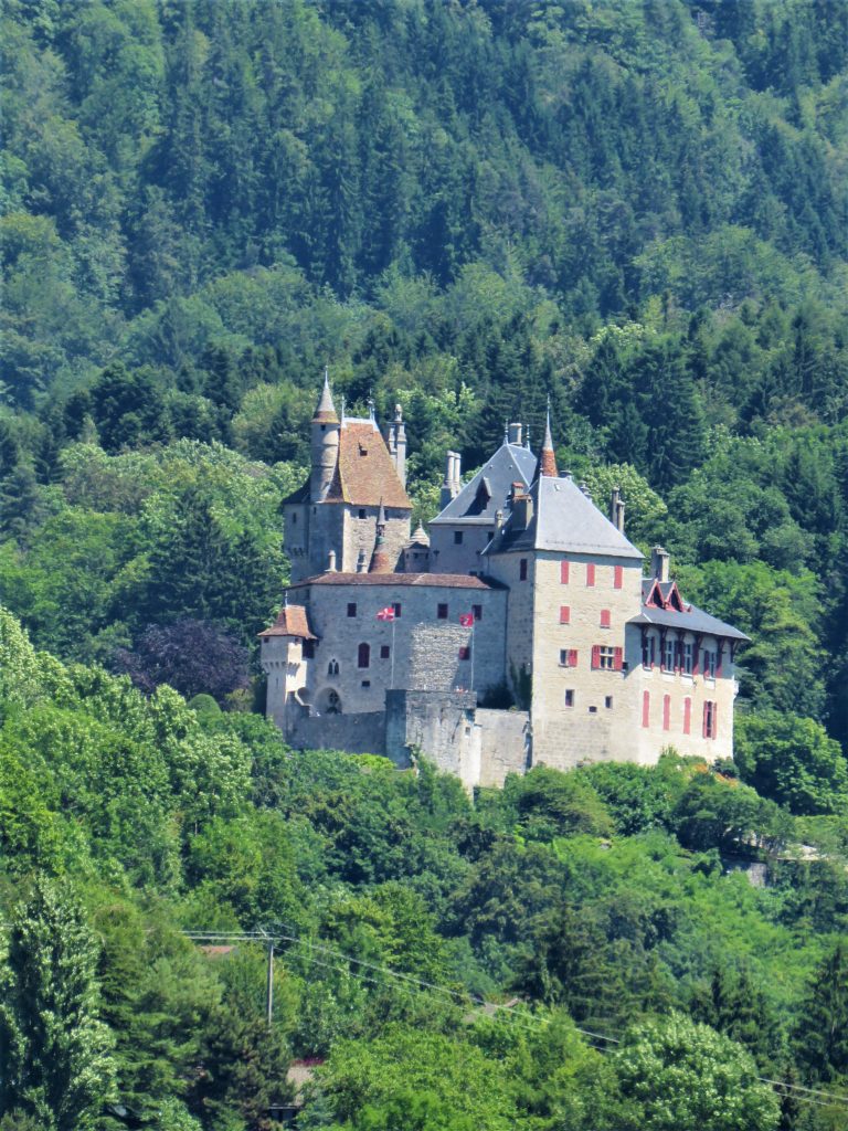 Castelo de Menthon Saint Bernard