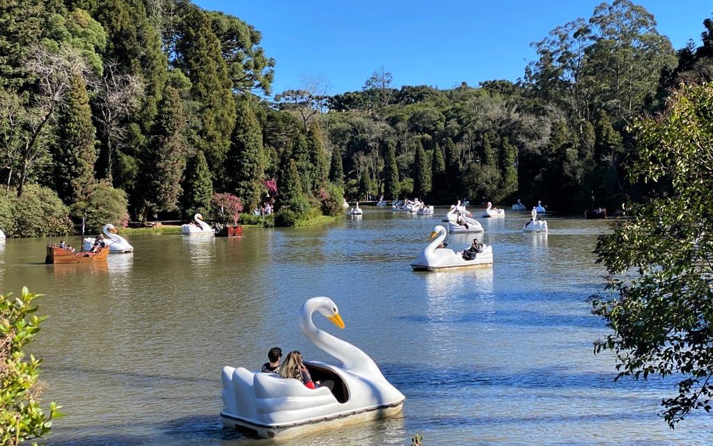 Visite Parque do Lago Negro em Gramado