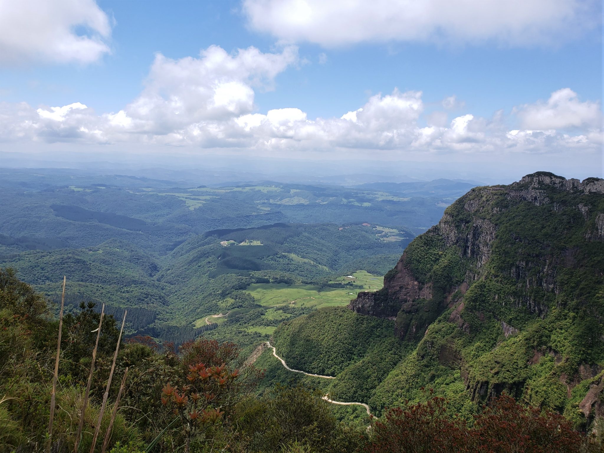 Serra do Corvo Branco: curvas e mirantes de tirar o fôlego - Passagem ...