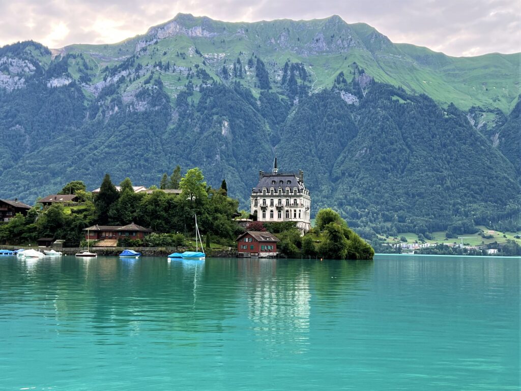 Iseltwald Lago Brienz