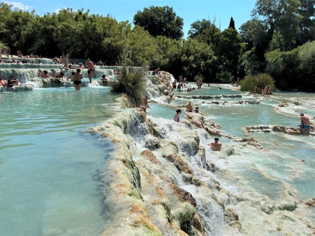 Águas Termais na Toscana: Saturnia, San Filippo e Bagno Vignoni - Passagem  Comprada