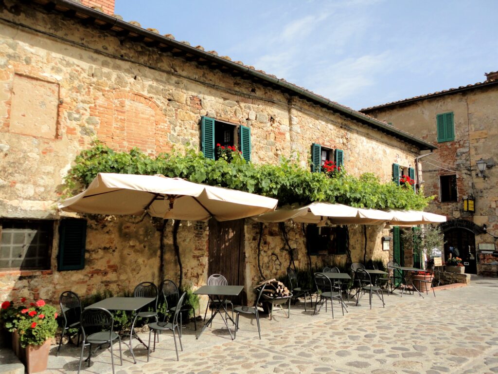 Monteriggioni Toscana
