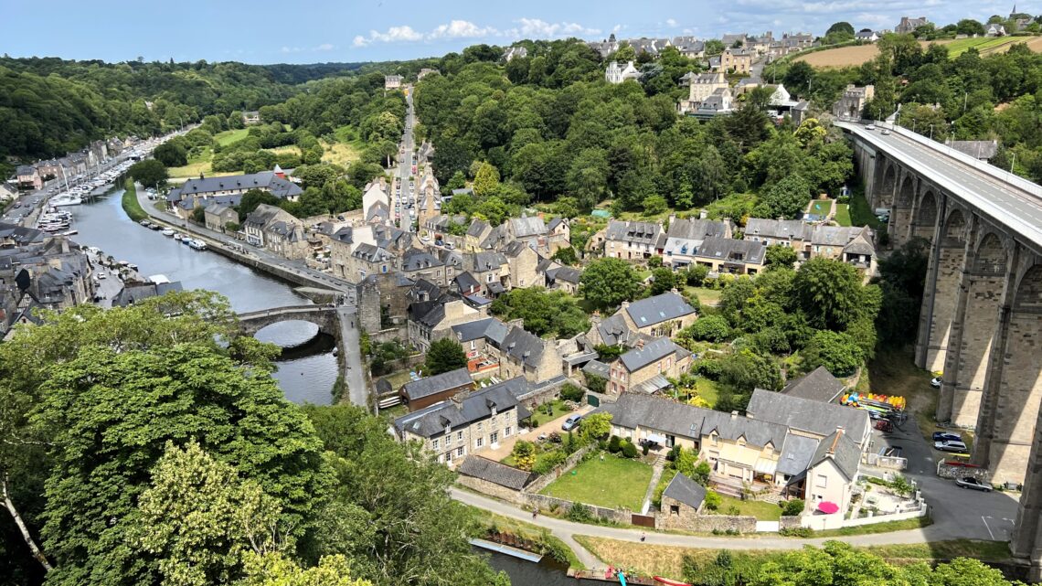 Dinan: cidade medieval pertinho de Saint-Malo