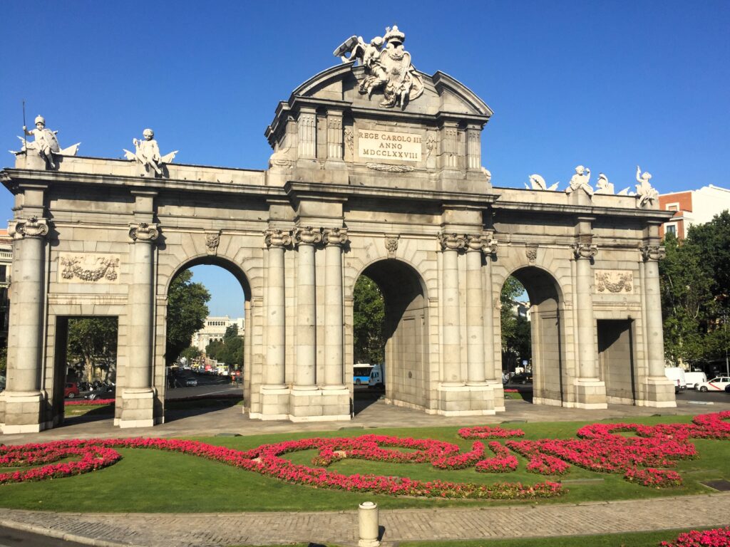 Porta de Alcalá Madri